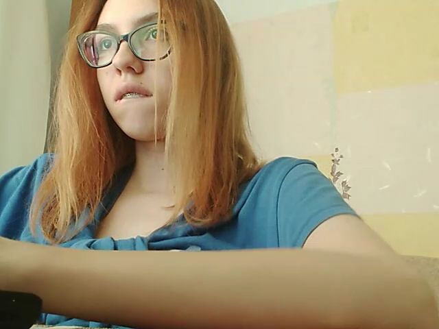 Live sex webcam photo for Tessa005 #268711094
