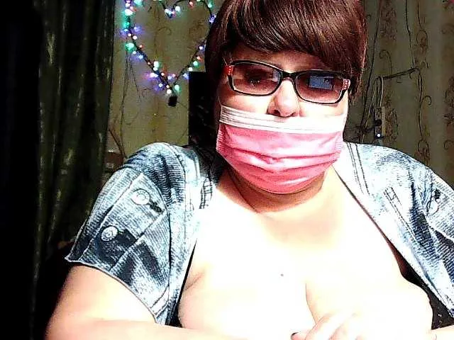 Live sex webcam photo for lady-Nicol #268732211