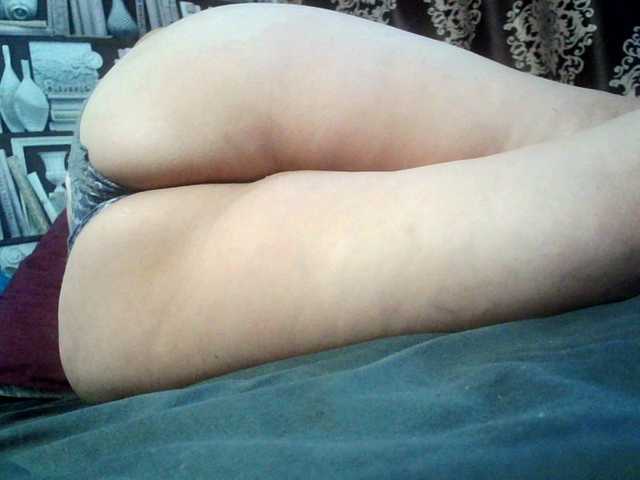 Live sex webcam photo for -Raven40- #268727809