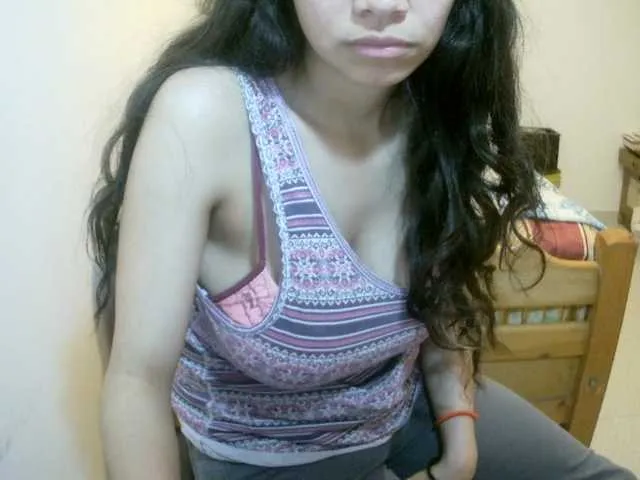Live sex webcam photo for anyhilton #268719737