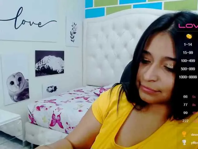 Live sex webcam photo for Secretalyson #268724543