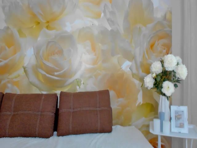 Live sex webcam photo for TenderAsya #268725936