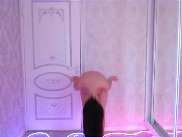 Live sex webcam photo for lucky-unicorn #268723871