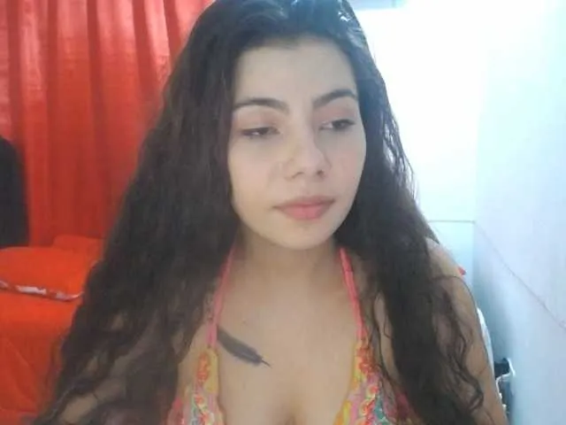 Live sex webcam photo for MaraSmit #268720366