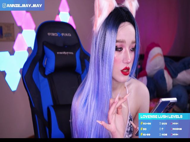 Live sex webcam photo for Annie_may_ #268730310