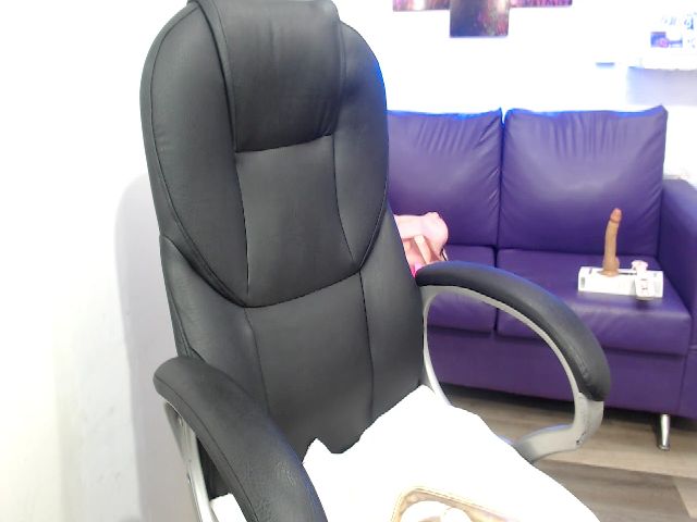 Live sex webcam photo for TracyValentin #268731334