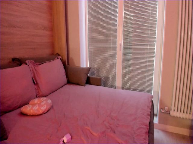 Live sex webcam photo for Annett19 #268729724