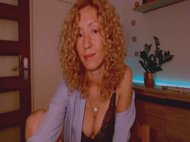 Live sex webcam photo for Enchanti #268733110