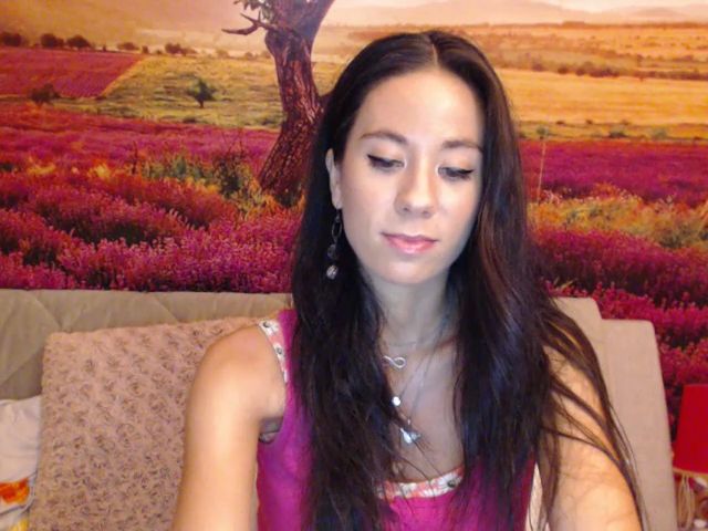 Live sex webcam photo for RoselynMoon #268733778