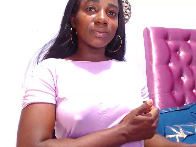 Live sex webcam photo for CristalClock #268725340