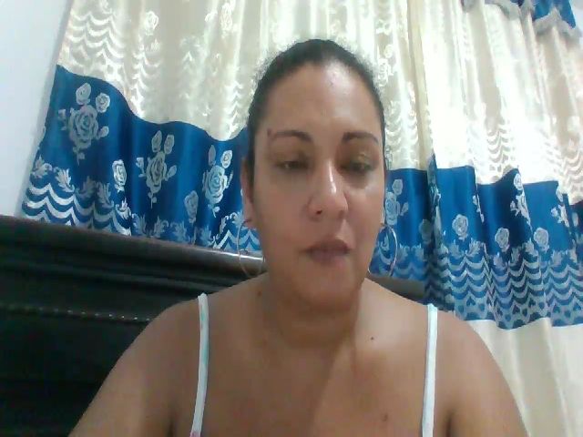 Live sex webcam photo for HallyGirlHot #287874005