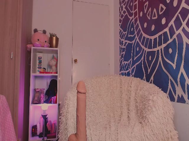 Live sex webcam photo for He11oa1ice #268733021