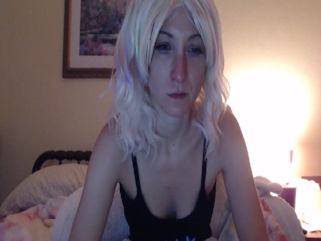 Live sex webcam photo for xKawaiiQueenx #268722983