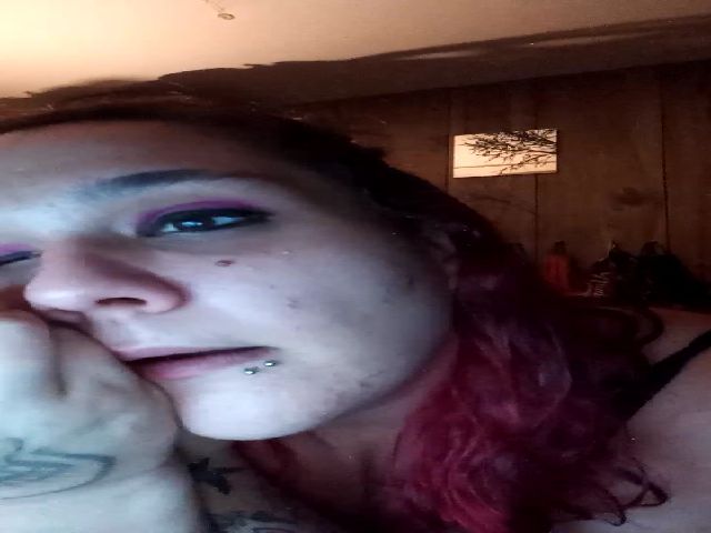 Live sex webcam photo for ShaggardXXX #268725203