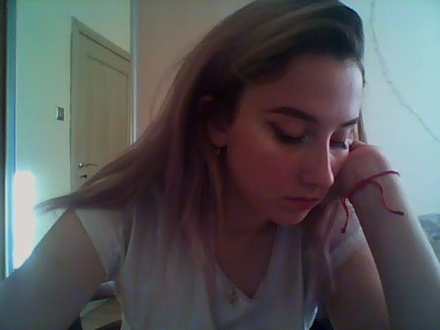 Live sex webcam photo for ModestBlonde #268730001