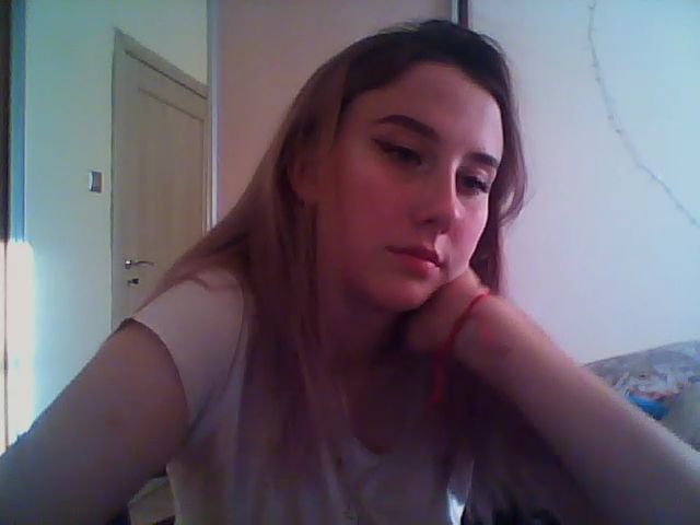 Live sex webcam photo for ModestBlonde #268730105