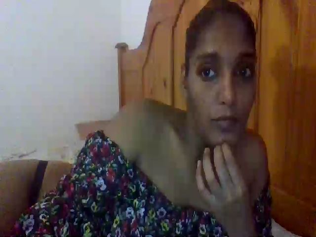 Live sex webcam photo for IndianvixxenX #268729362