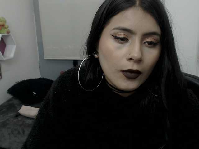 Live sex webcam photo for HONEYMIA #268720435