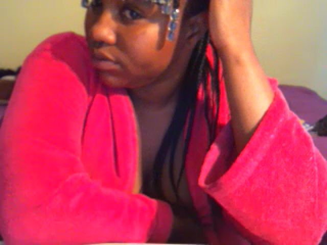 Live sex webcam photo for Bigteenass19 #268726030