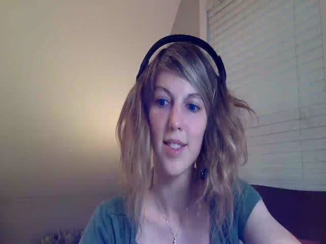 Live sex webcam photo for RavenRubyRose #268734297