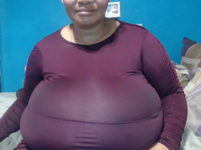 Live sex webcam photo for EbonyxBBW #268722854