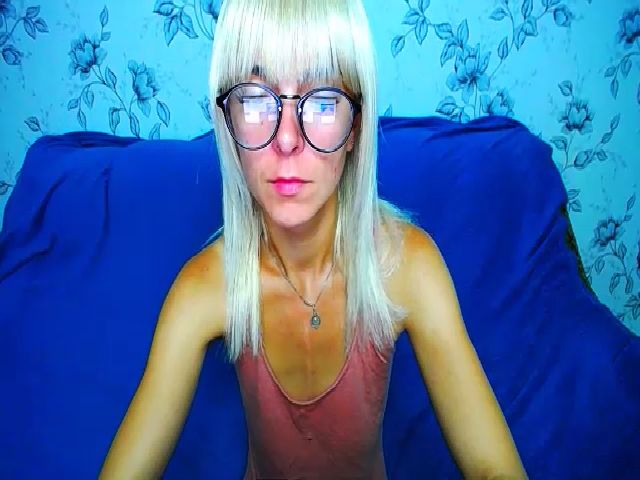 Live sex webcam photo for GabyKlum #268721718