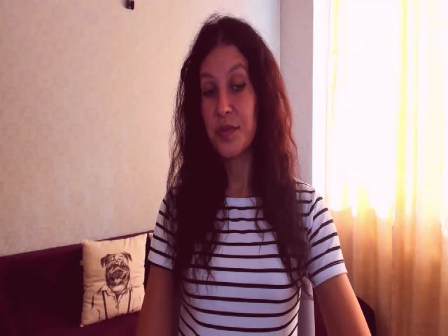 Live sex webcam photo for KarenSilk #268722839