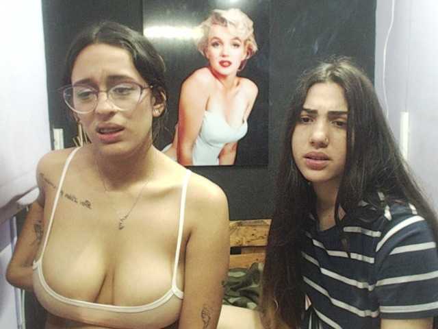 Live sex webcam photo for xxxbitcheshot #268723907