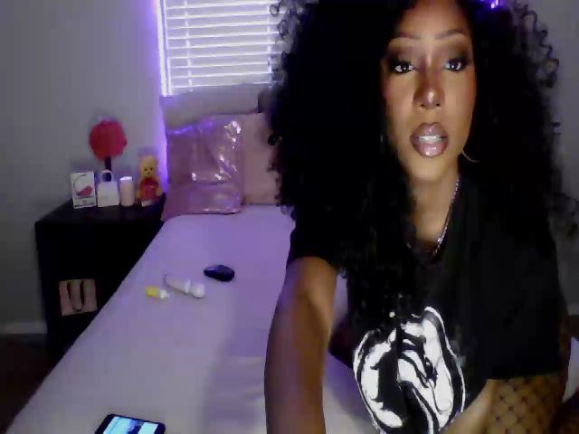Live sex webcam photo for violetnightsx #268734640