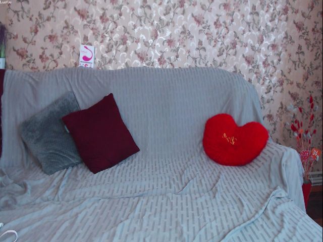 Live sex webcam photo for OliviaReevse #268727215