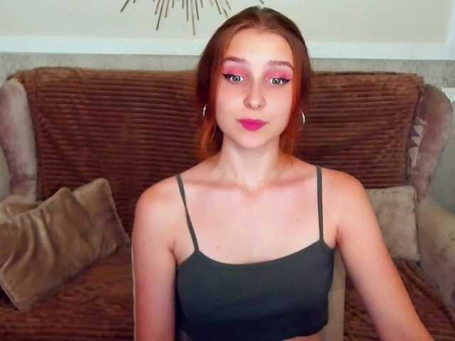 Live sex webcam photo for GigiPup #268719500