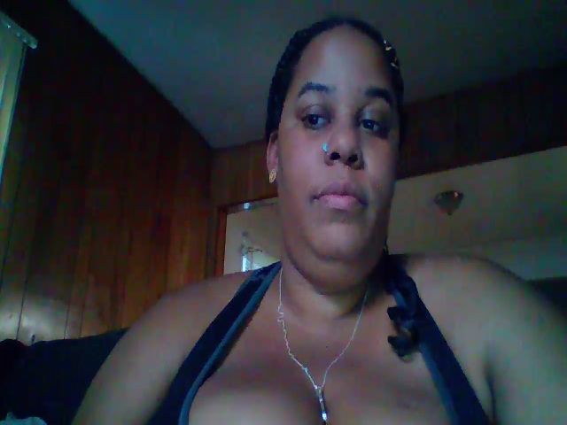 Live sex webcam photo for JayRain1104 #268734998