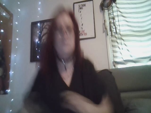 Live sex webcam photo for Weetziebabe #268730126