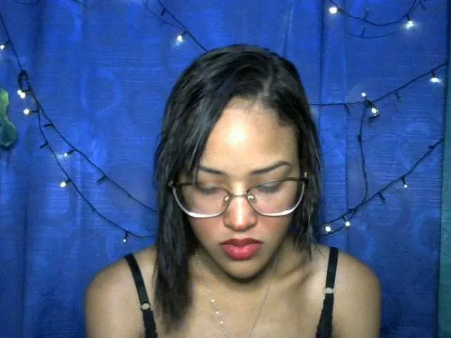 Live sex webcam photo for caramelocanel #268720176