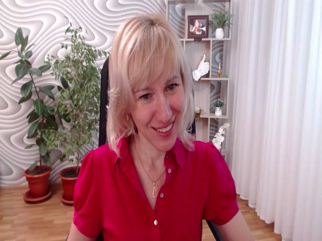 Live sex webcam photo for SvenIsolde #268733889