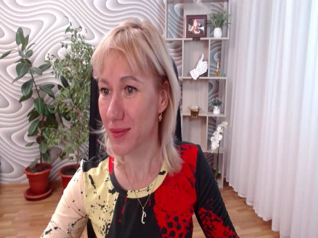 Live sex webcam photo for SvenIsolde #268735181