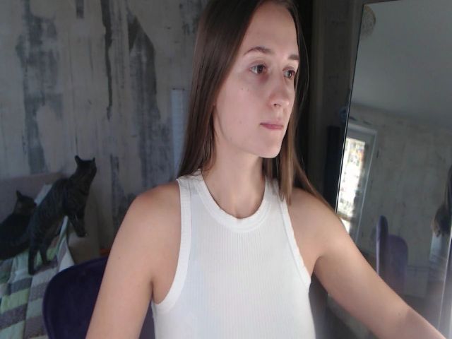 Live sex webcam photo for KlaraSilver #268729727