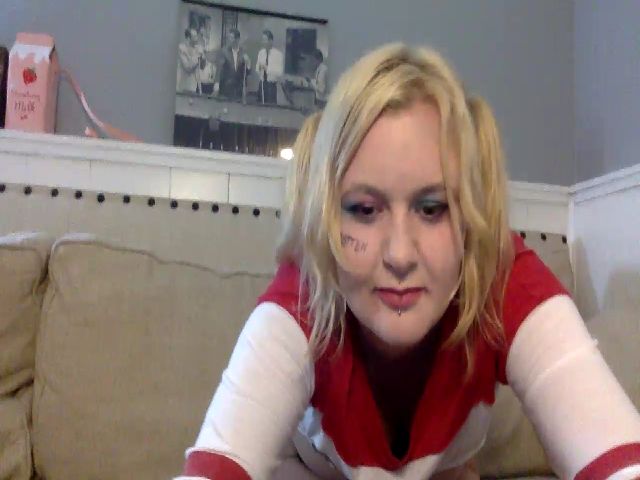 Live sex webcam photo for Avery_Doll #268721840