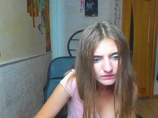 Live sex webcam photo for Kamillasins #268732002