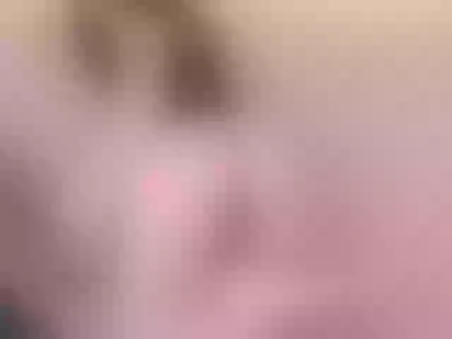 Live sex webcam photo for Petitemiss4u #268749241