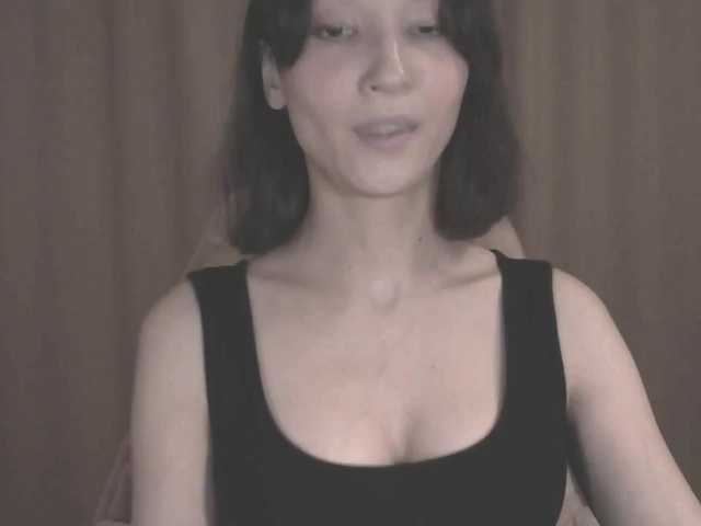 Live sex webcam photo for RenieCalm #268749324