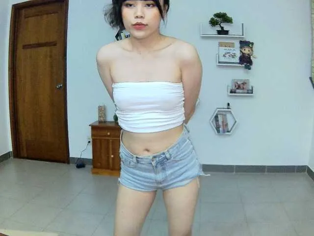 Live sex webcam photo for HahaNami #268749197