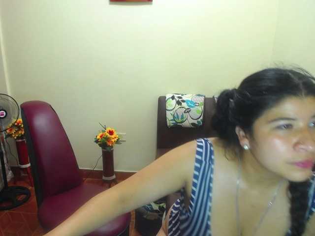 Live sex webcam photo for leyla-alexa1 #268748901