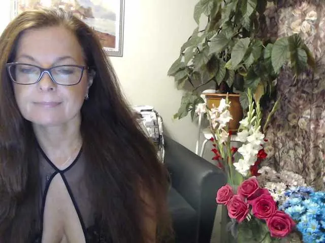 Live sex webcam photo for HelenBerg #268749309