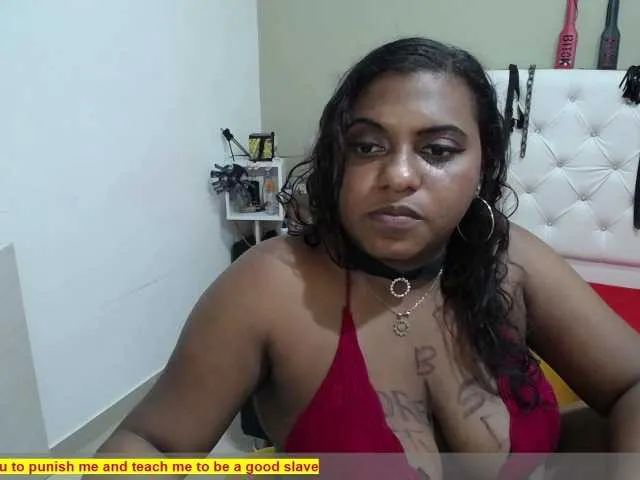 Live sex webcam photo for dirty-lady2 #268750233