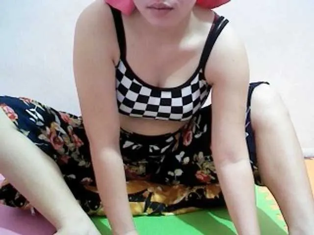 Live sex webcam photo for megaasiansex #268736911