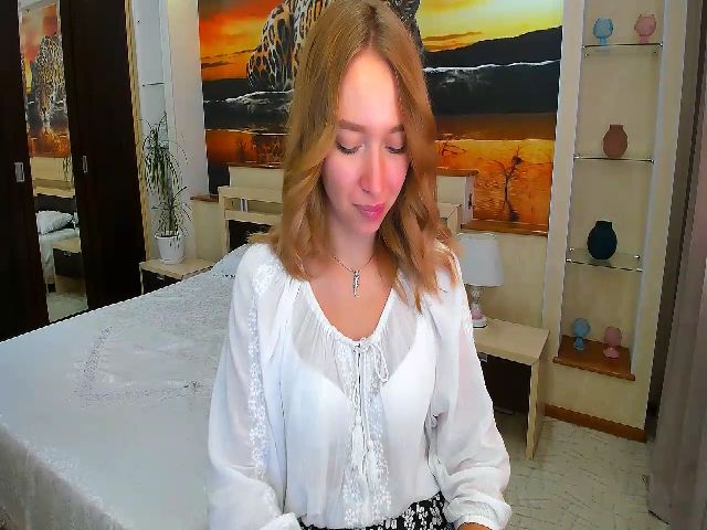 Live sex webcam photo for CrystalSsoul #268742490