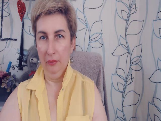 Live sex webcam photo for DepravedMadam #268742758
