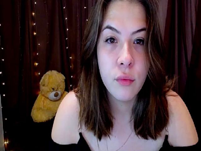 Live sex webcam photo for DonnaDixxon #268738186