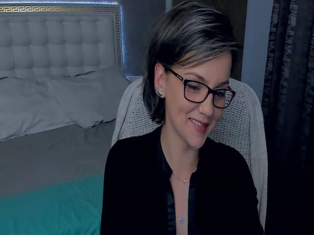 Live sex webcam photo for TiffanyRioxxx #268737194